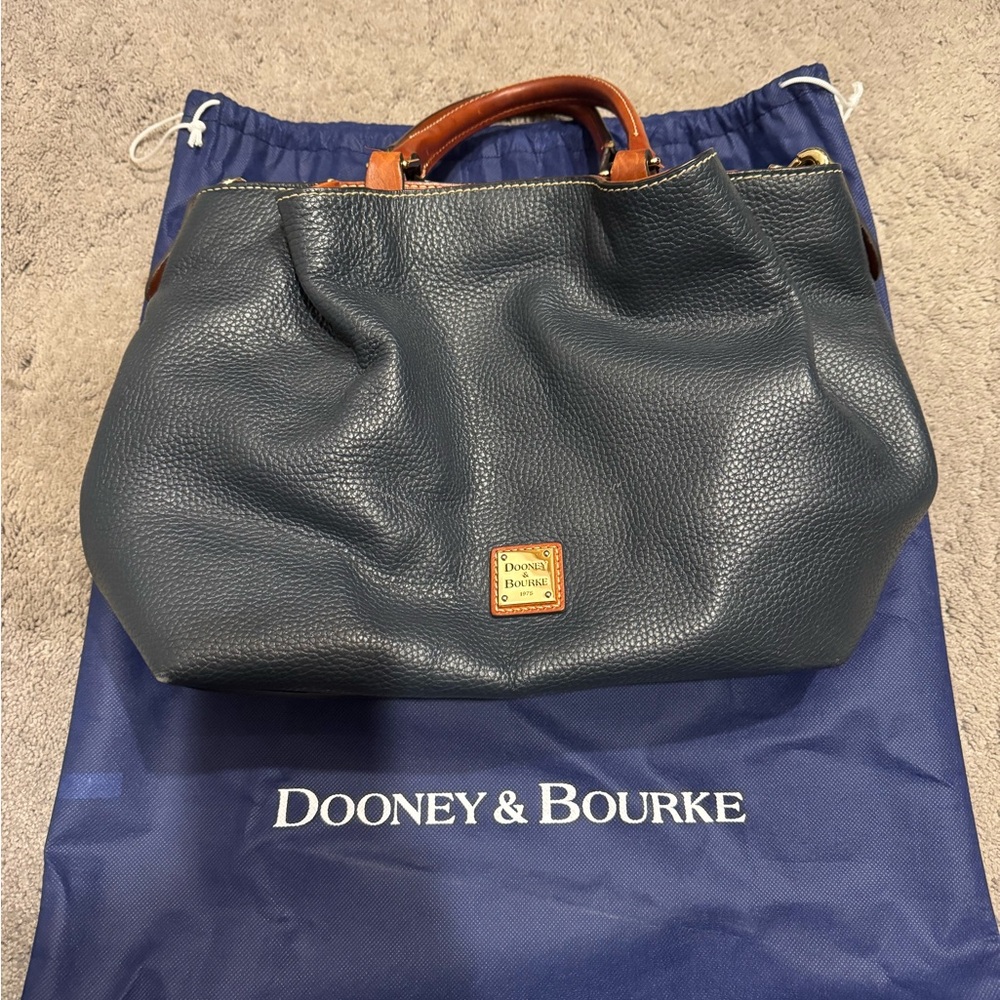 Dooney & Bourke Women's Leather Bag - Navy Blue